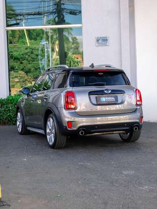 MINI-COUNTRYMAN-2018