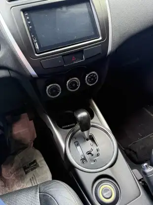 MITSUBISHI-ASX-2014