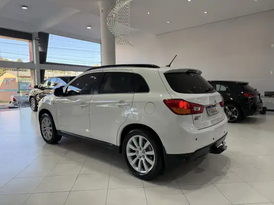 MITSUBISHI-ASX-2015