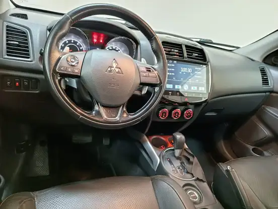 MITSUBISHI-ASX-2.0 AWD 16V FLEX 4P AUTOMÁTICO MITSUBISHI-ASX-2018
