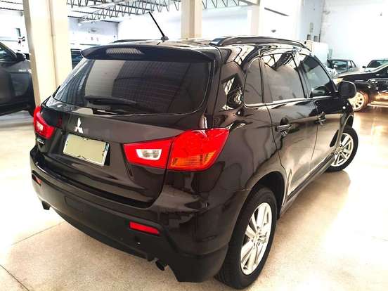 MITSUBISHI-ASX-2011
