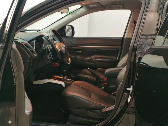 MITSUBISHI-ASX-2011