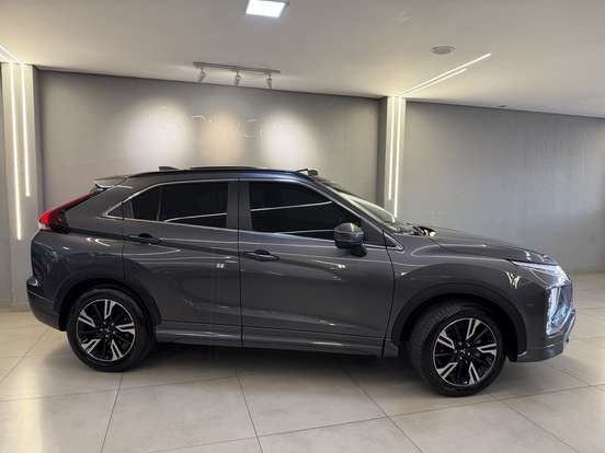 MITSUBISHI-ECLIPSE CROSS-1.5 MIVEC TURBO GASOLINA HPE-S CVT MITSUBISHI-ECLIPSE CROSS-2022