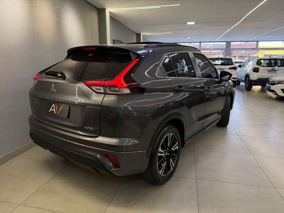 MITSUBISHI-ECLIPSE CROSS-1.5 MIVEC TURBO GASOLINA HPE-S CVT MITSUBISHI-ECLIPSE CROSS-2022