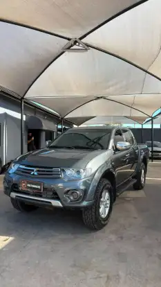 MITSUBISHI-L200 TRITON-3.2 HPE 4X4 CD 16V TURBO INTERCOOLER DIESEL 4P AUTOMÁTICO MITSUBISHI-L200 TRITON-2015