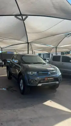 MITSUBISHI-L200 TRITON-3.2 HPE 4X4 CD 16V TURBO INTERCOOLER DIESEL 4P AUTOMÁTICO MITSUBISHI-L200 TRITON-2015