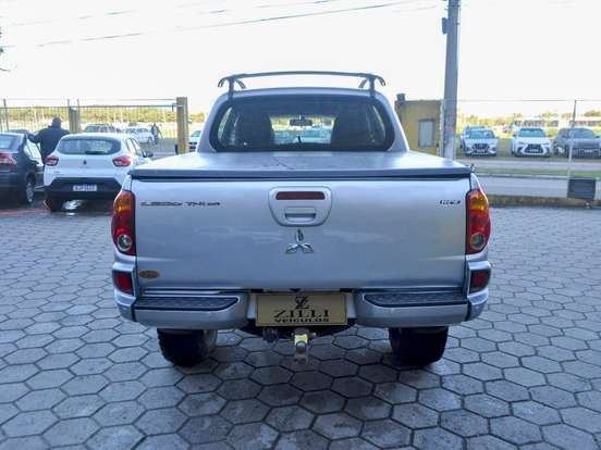 MITSUBISHI-L200 TRITON-3.2 HPE 4X4 CD 16V TURBO INTERCOOLER DIESEL 4P AUTOMÁTICO MITSUBISHI-L200 TRITON-2012