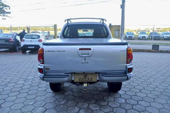 MITSUBISHI-L200 TRITON-2012
