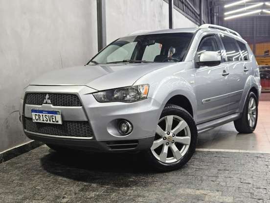 MITSUBISHI-OUTLANDER-2010