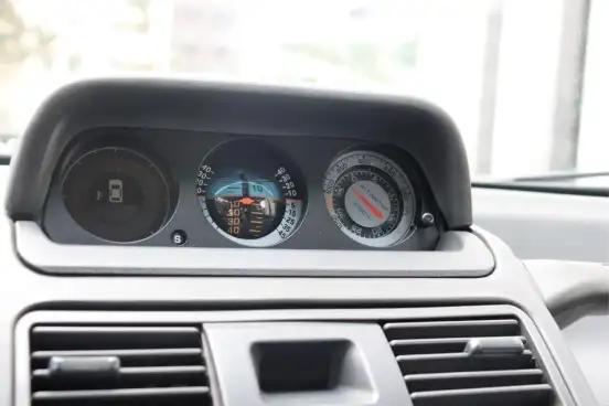MITSUBISHI-PAJERO-1998