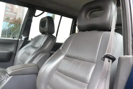 MITSUBISHI-PAJERO-1998
