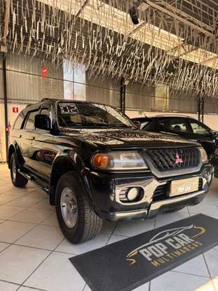 MITSUBISHI-PAJERO-2001