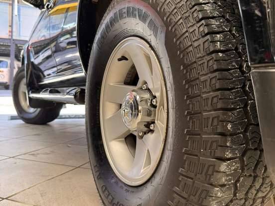 MITSUBISHI-PAJERO-3.0 GLS-B 4X4 V6 24V GASOLINA 4P MANUAL MITSUBISHI-PAJERO-2001