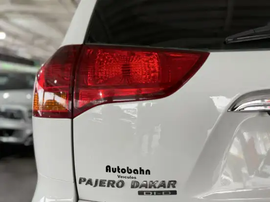 MITSUBISHI-PAJERO DAKAR-3.2 HPE 4X4 7 LUGARES 16V TURBO INTERCOOLER DIESEL 4P AUTOMÁTICO MITSUBISHI-PAJERO DAKAR-2012