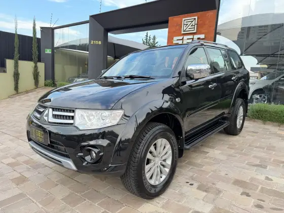MITSUBISHI PAJERO DAKAR 3.5 HPE 7 LUGARES 4X4 V6 24V FLEX 4P AUTOMÁTICO