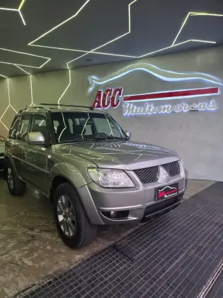 MITSUBISHI PAJERO TR4 2.0 4X2 16V 140CV FLEX 4P AUTOMÁTICO MITSUBISHI PAJERO TR4 2.0 4X2 16V 140CV FLEX 4P AUTOMÁTICO