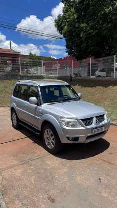 MITSUBISHI-PAJERO TR4-2012