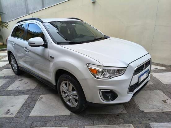 MITSUBISHI-ASX-2012