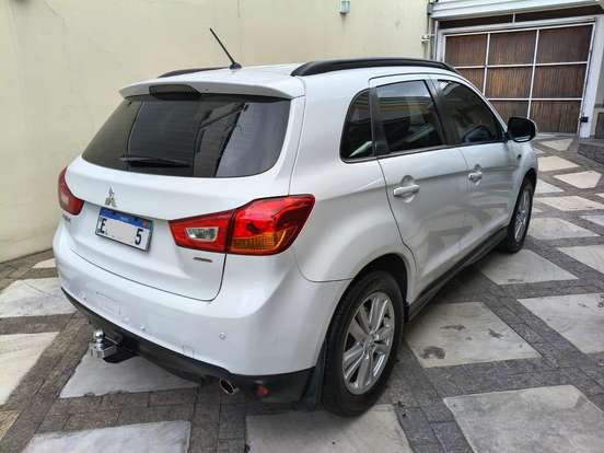 MITSUBISHI-ASX-2012