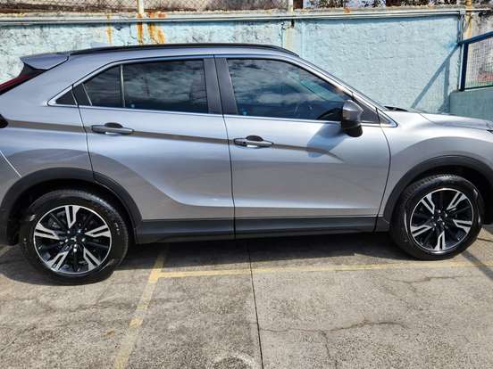 MITSUBISHI-ECLIPSE CROSS-1.5 MIVEC TURBO GASOLINA HPE CVT MITSUBISHI-ECLIPSE CROSS-2023