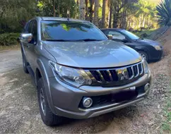MITSUBISHI L200 TRITON 2.4 16V TURBO DIESEL SPORT HPE CD 4P 4X4 AUTOMÁTICO MITSUBISHI L200 TRITON 2.4 16V TURBO DIESEL SPORT HPE CD 4P 4X4 AUTOMÁTICO