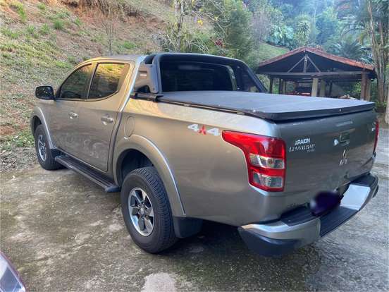 MITSUBISHI-L200 TRITON-2.4 16V TURBO DIESEL SPORT HPE CD 4P 4X4 AUTOMÁTICO MITSUBISHI-L200 TRITON-2018
