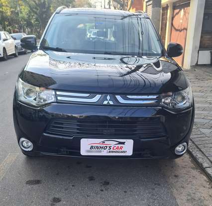MITSUBISHI-OUTLANDER-2015