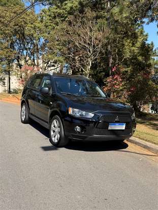 MITSUBISHI-OUTLANDER-2010
