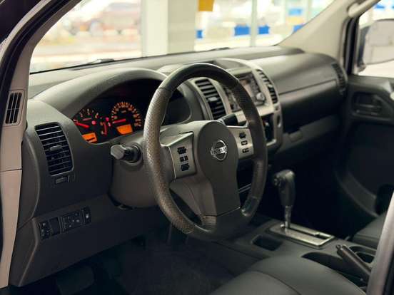 NISSAN-FRONTIER-2012