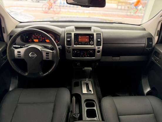 NISSAN-FRONTIER-2012