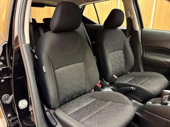 NISSAN-KICKS PLAY-2025