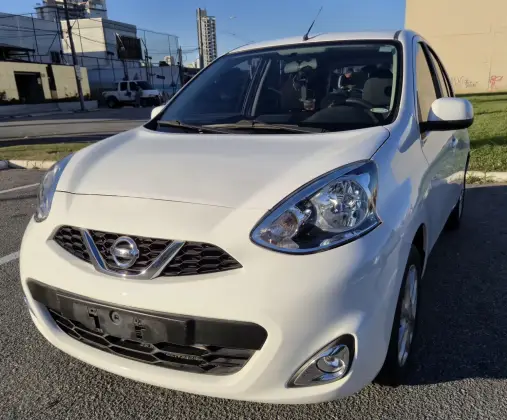 NISSAN MARCH 1.6 SV 16V FLEX 4P XTRONIC NISSAN MARCH 1.6 SV 16V FLEX 4P XTRONIC
