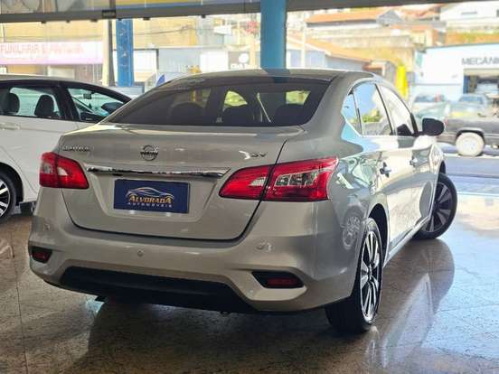 NISSAN-SENTRA-2019