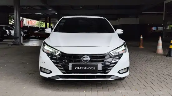 NISSAN-VERSA-2023