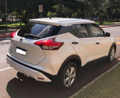 NISSAN-KICKS-2021