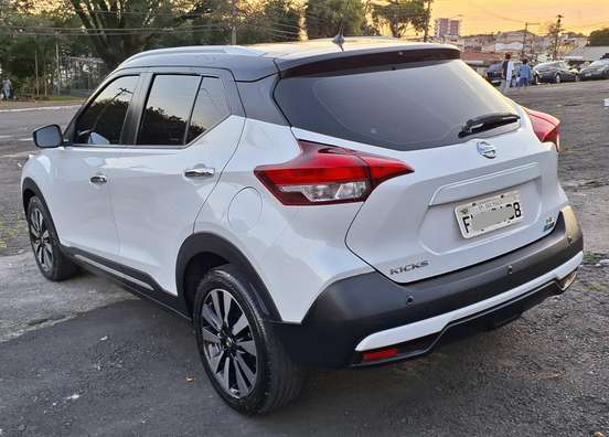 NISSAN-KICKS-2017