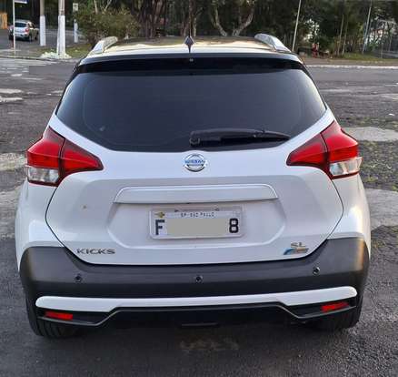 NISSAN-KICKS-2017