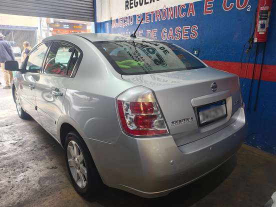 NISSAN-SENTRA-2.0 16V GASOLINA 4P AUTOMÁTICO NISSAN-SENTRA-2007