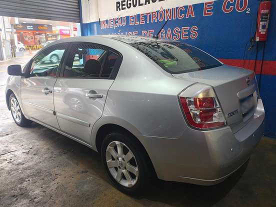 NISSAN-SENTRA-2.0 16V GASOLINA 4P AUTOMÁTICO NISSAN-SENTRA-2007