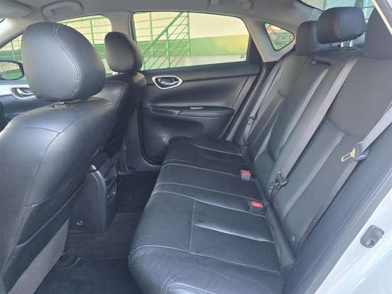 NISSAN-SENTRA-2014