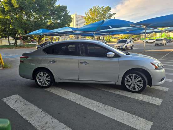 NISSAN-SENTRA-2.0 SL 16V FLEX 4P AUTOMÁTICO NISSAN-SENTRA-2014