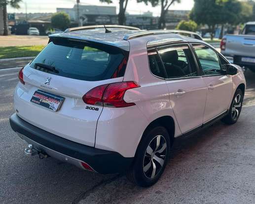 PEUGEOT-2008-2016