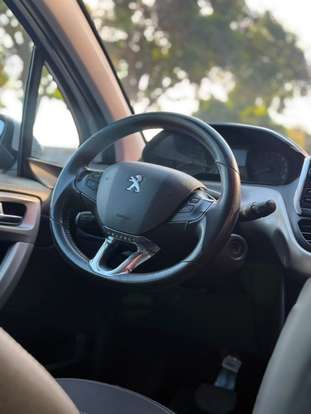 PEUGEOT-2008-2016