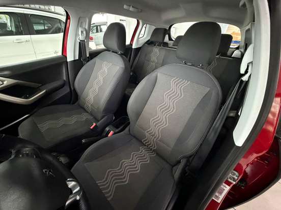 PEUGEOT-2008-1.6 16V FLEX ALLURE 4P AUTOMÁTICO PEUGEOT-2008-2018