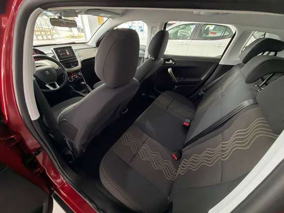 PEUGEOT-2008-2018