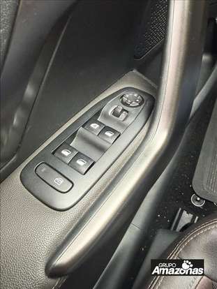 PEUGEOT-2008-2022