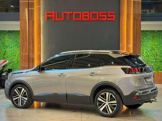 PEUGEOT-3008-2019