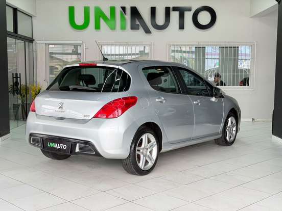 PEUGEOT-308-2012