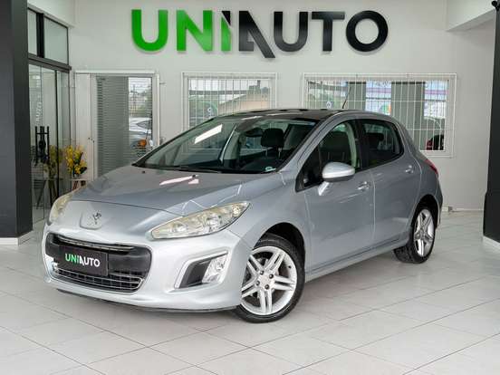 PEUGEOT-308-2012