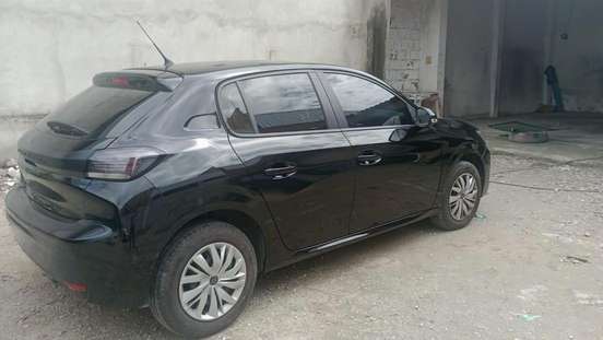 PEUGEOT-208-2025